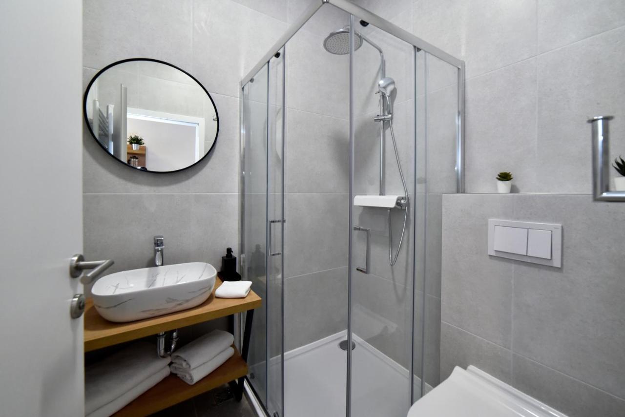 Olimp Apartments, 3rd Floor, No Elevator * Zagreb