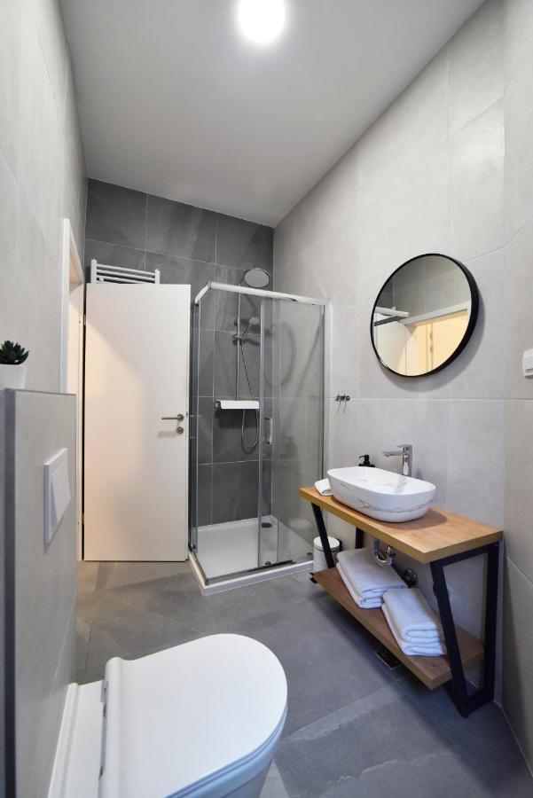 Olimp Apartments, 3rd Floor, No Elevator * Zagreb